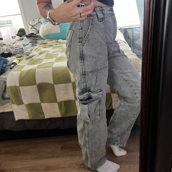 LIKE NEW Garage Cargos|0 - Picture 1 of 4